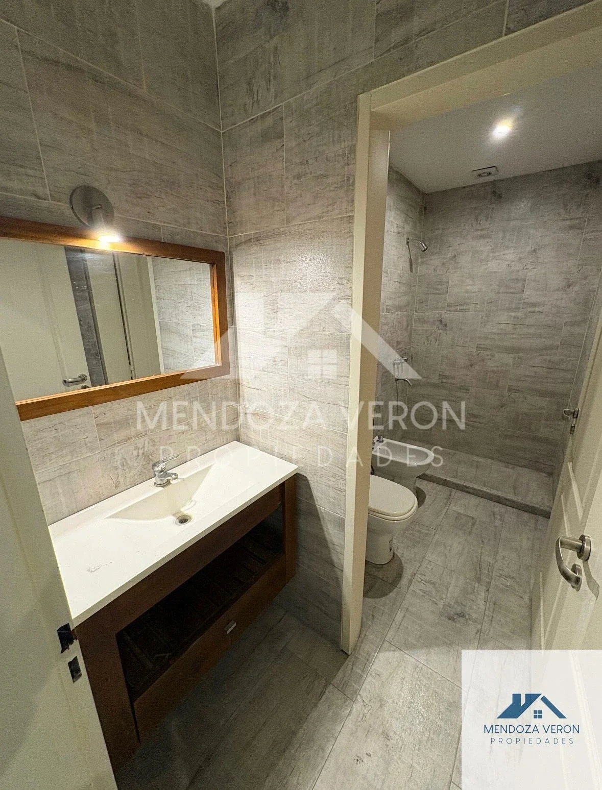Departamento en alquiler en El Casco de Moreno - Imagen 4