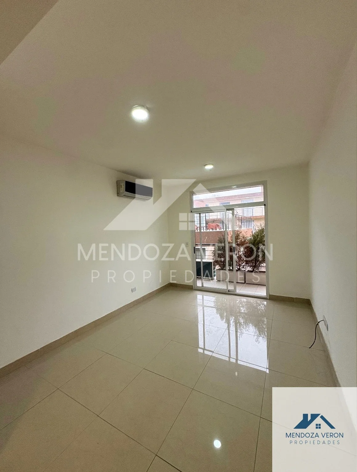 Departamento en alquiler en Moreno - Imagen 2