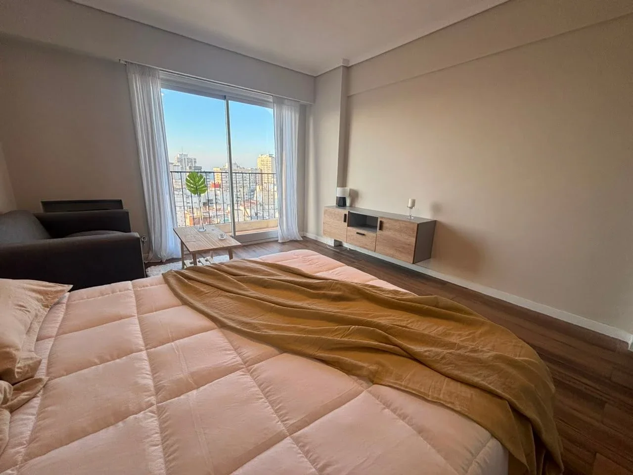 Venta Departamento 1 ambiente Desplazado. Balcón y vista Panoramica. Chauvin - Imagen 3