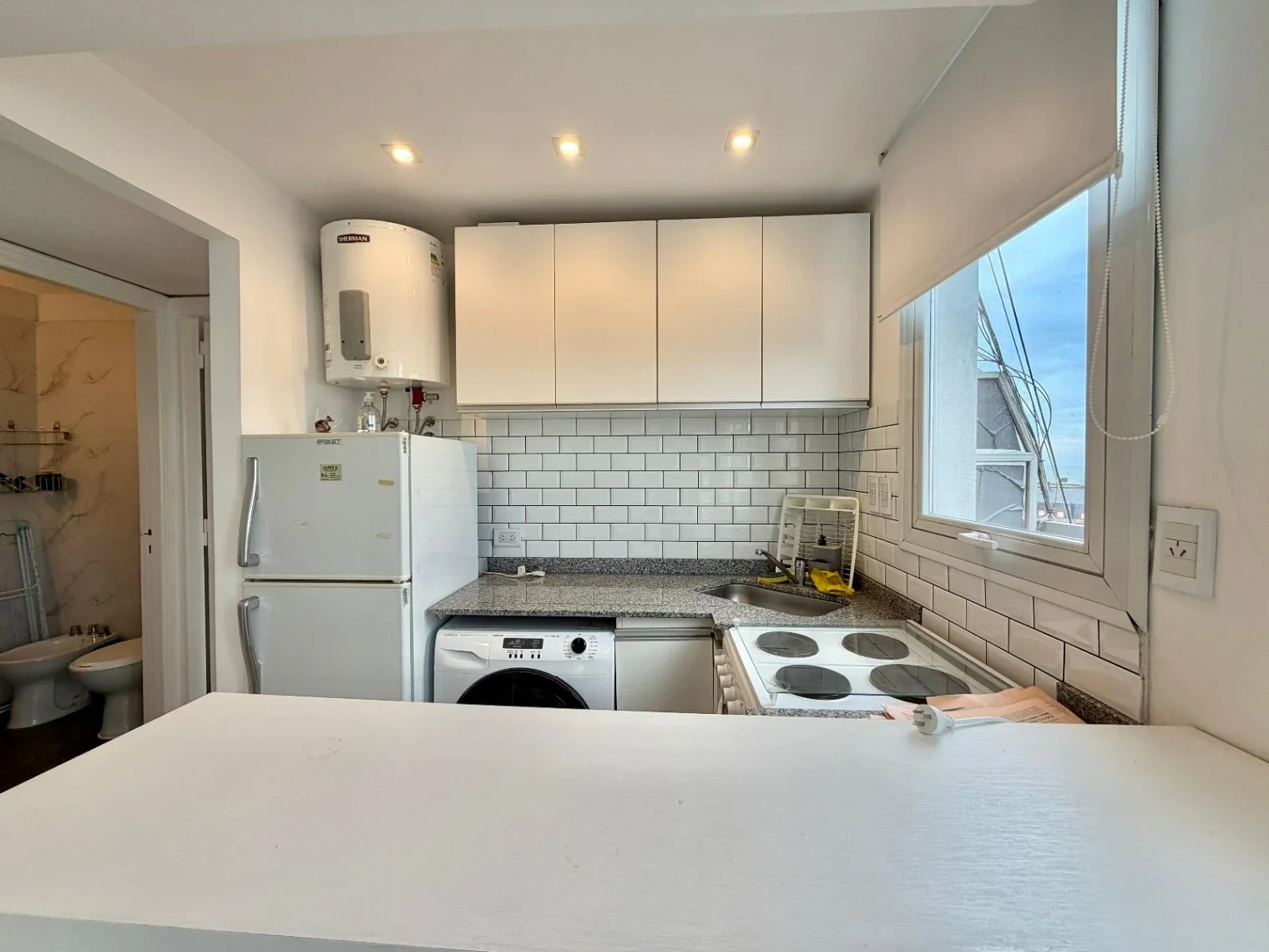 VENTA. DEPTO 2 AMB CON BALCON TERRAZA. BUENOS AIRES AL 2000. MAR DEL PLATA - Imagen 4