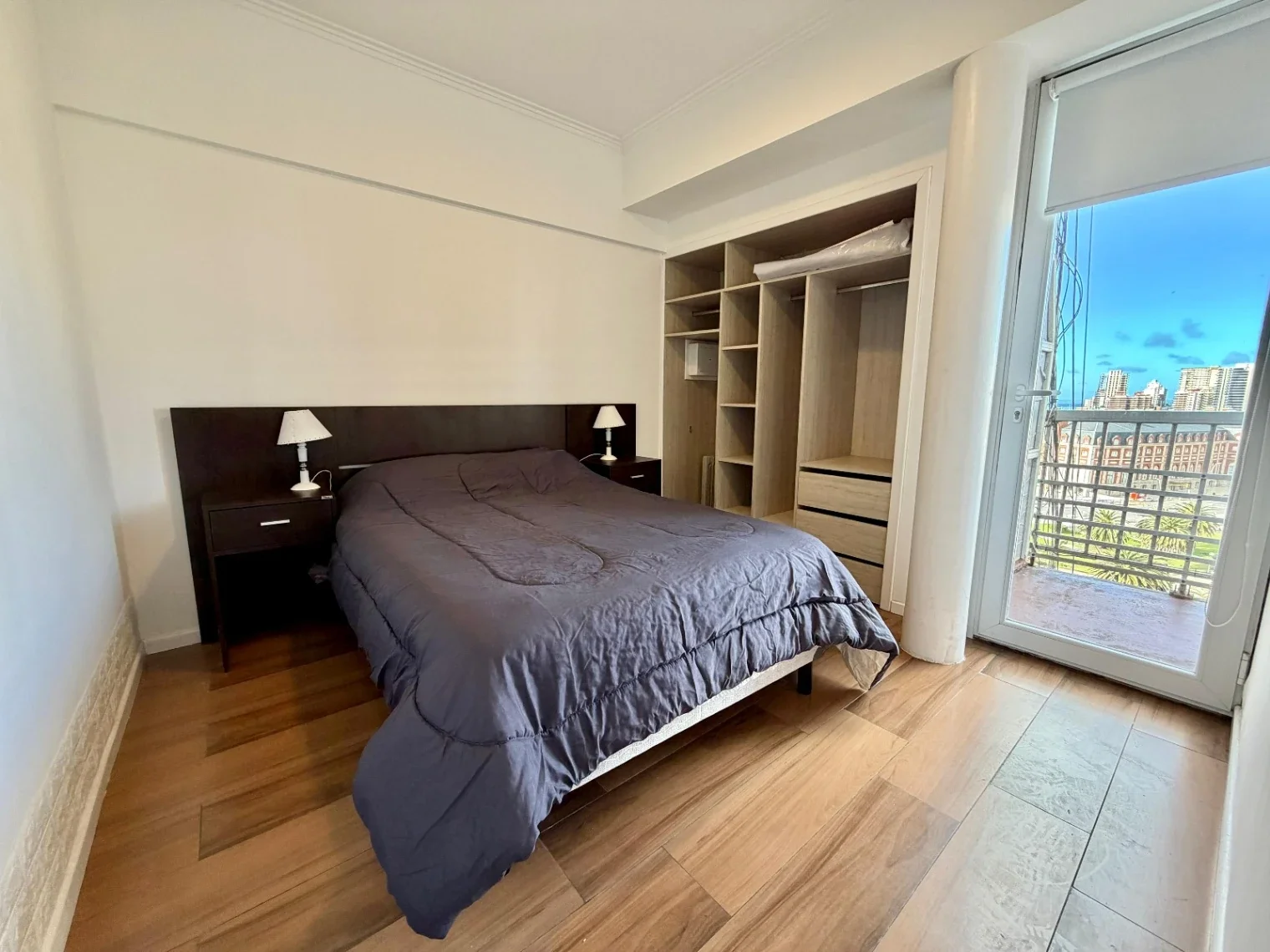 VENTA. DEPTO 2 AMB CON BALCON TERRAZA. BUENOS AIRES AL 2000. MAR DEL PLATA - Imagen 5