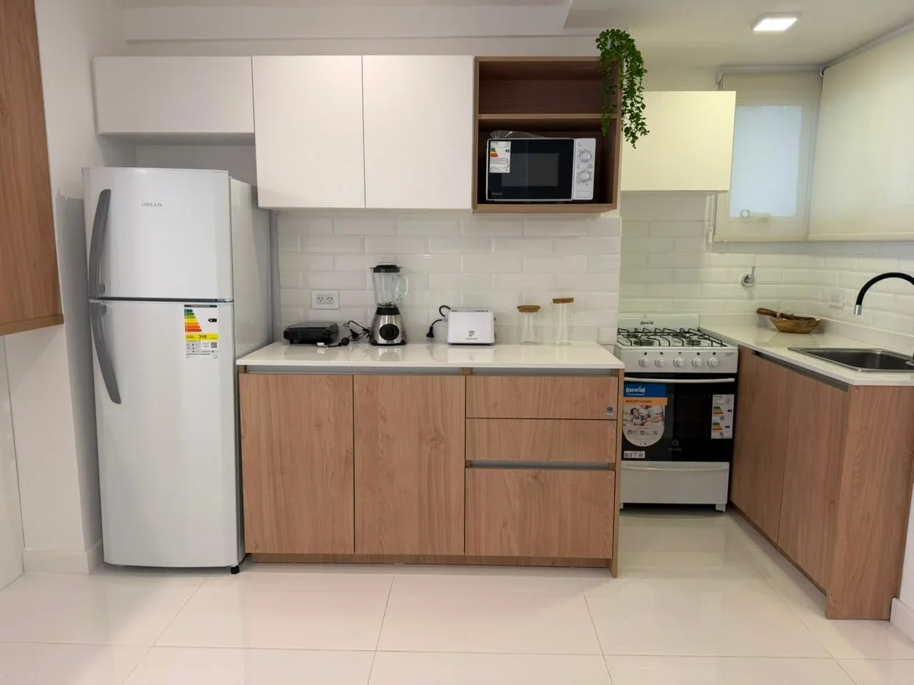 VENTA. DEPTO 3 AMB CON BALCON RECICLADO . SGO DEL ESTERO 2100, MAR DEL PLATA - Imagen 4