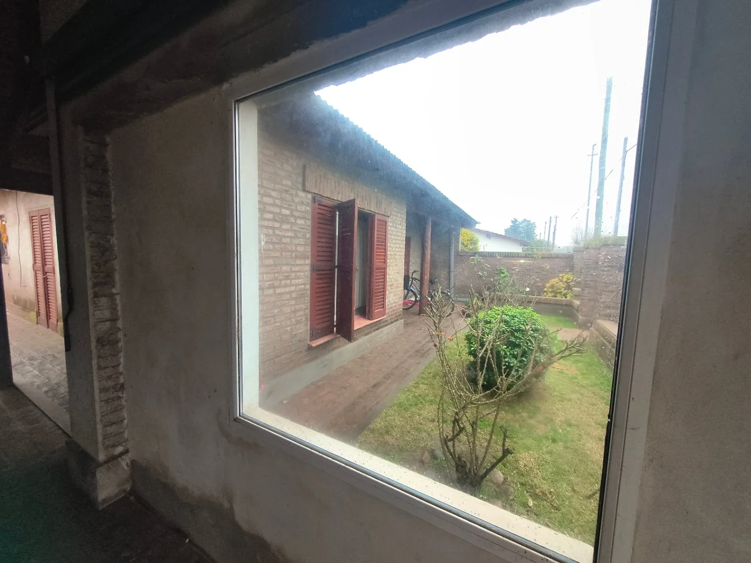 Casa en venta c/ cochera en Coronel Suárez - Imagen 2