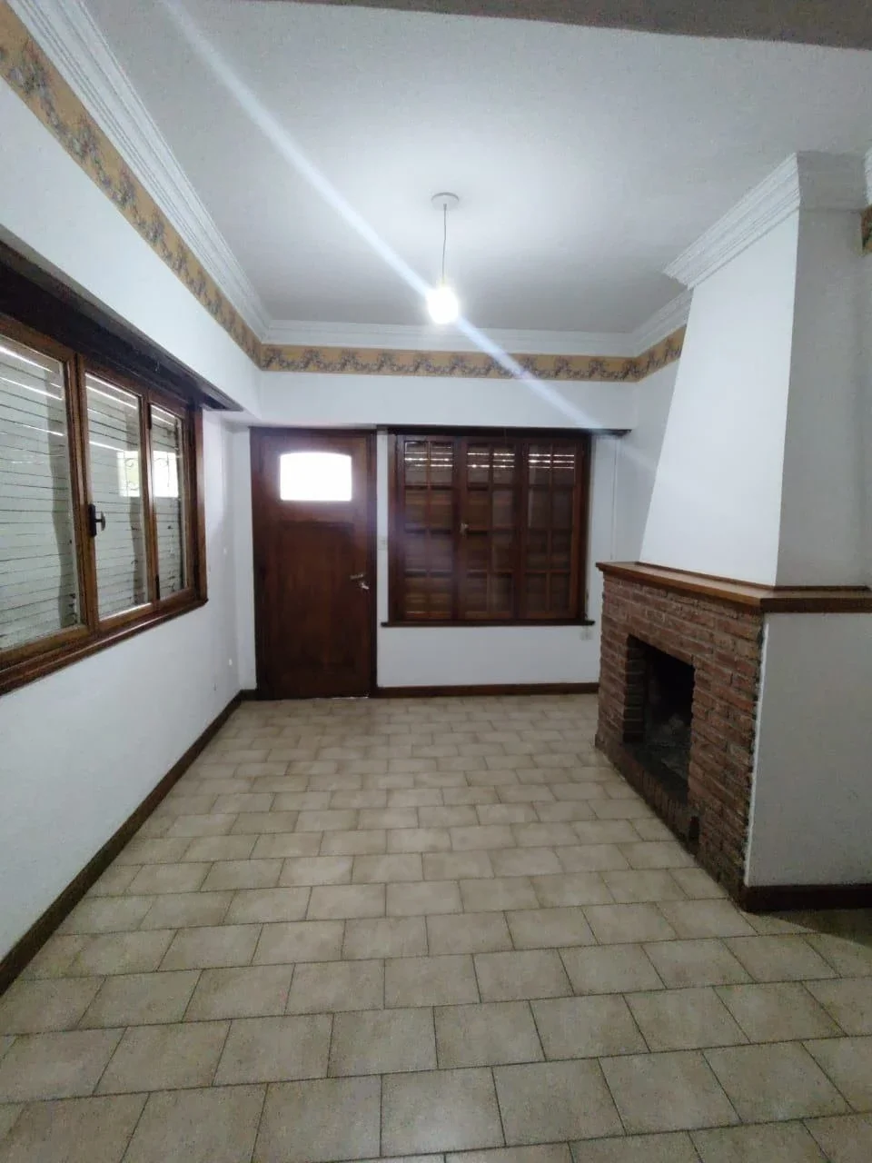 Casa en alquiler en Coronel Suárez - Imagen 5