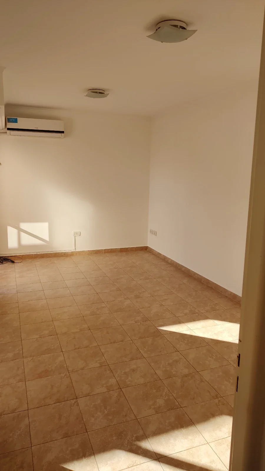 Departamento en alquiler en Coronel Suárez - Imagen 4