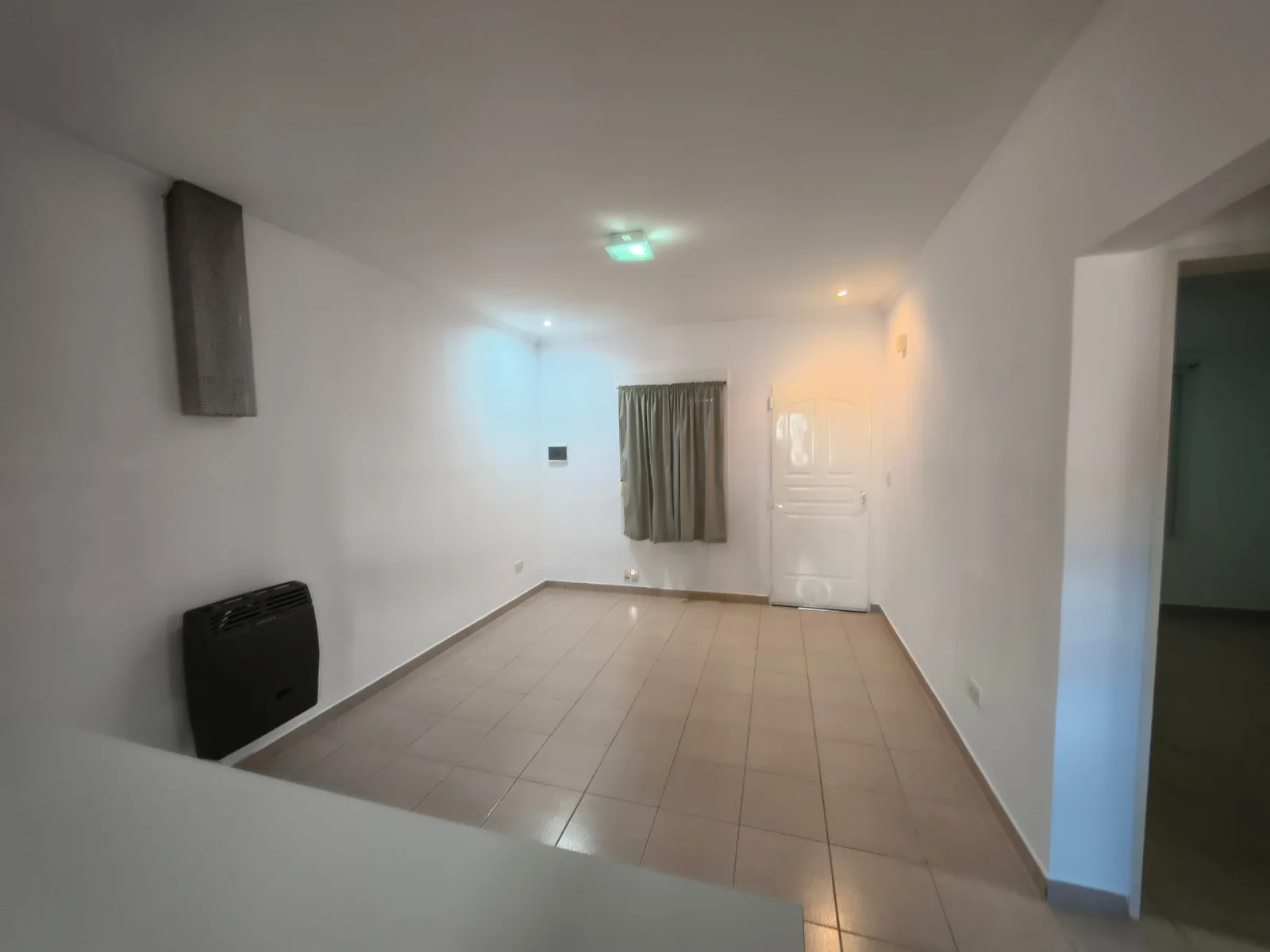 Departamento en alquiler en Coronel Suárez - Imagen 4