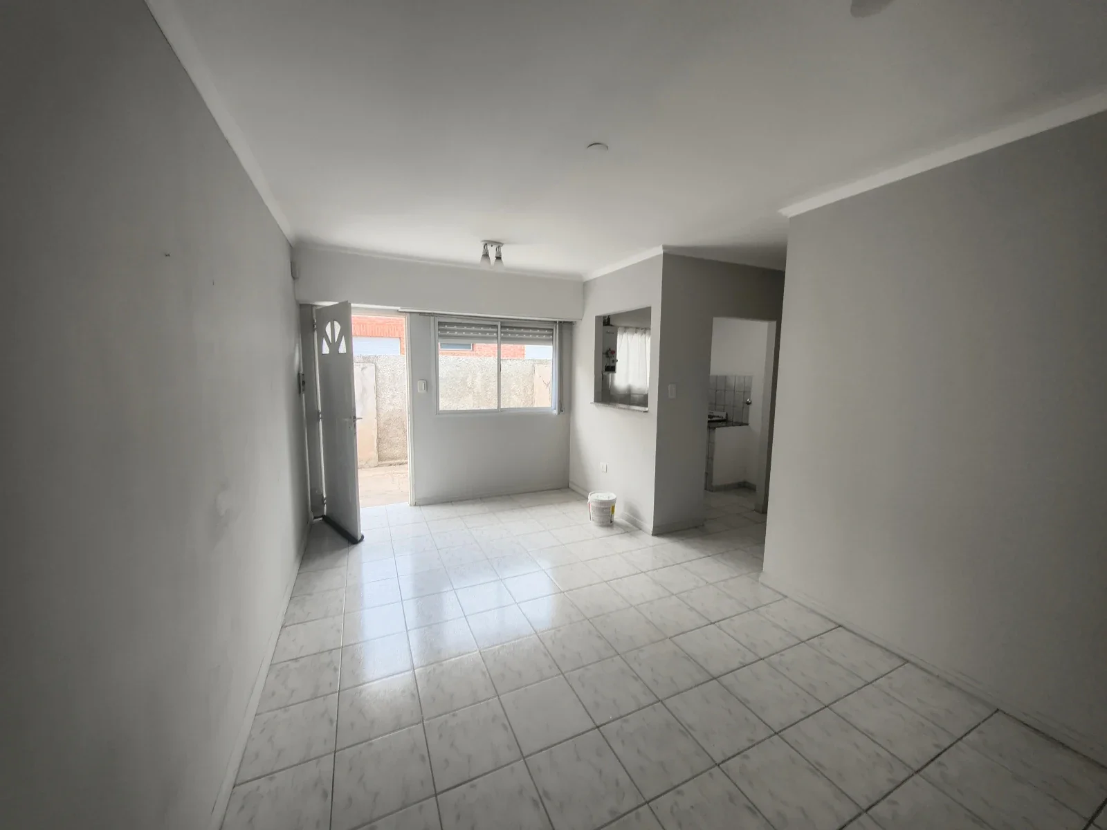 Departamento en alquiler en Coronel Suárez - Imagen 1