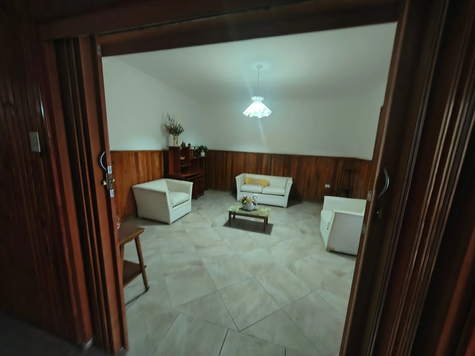 Casa en venta c/ cochera en Coronel Suárez - Imagen 1