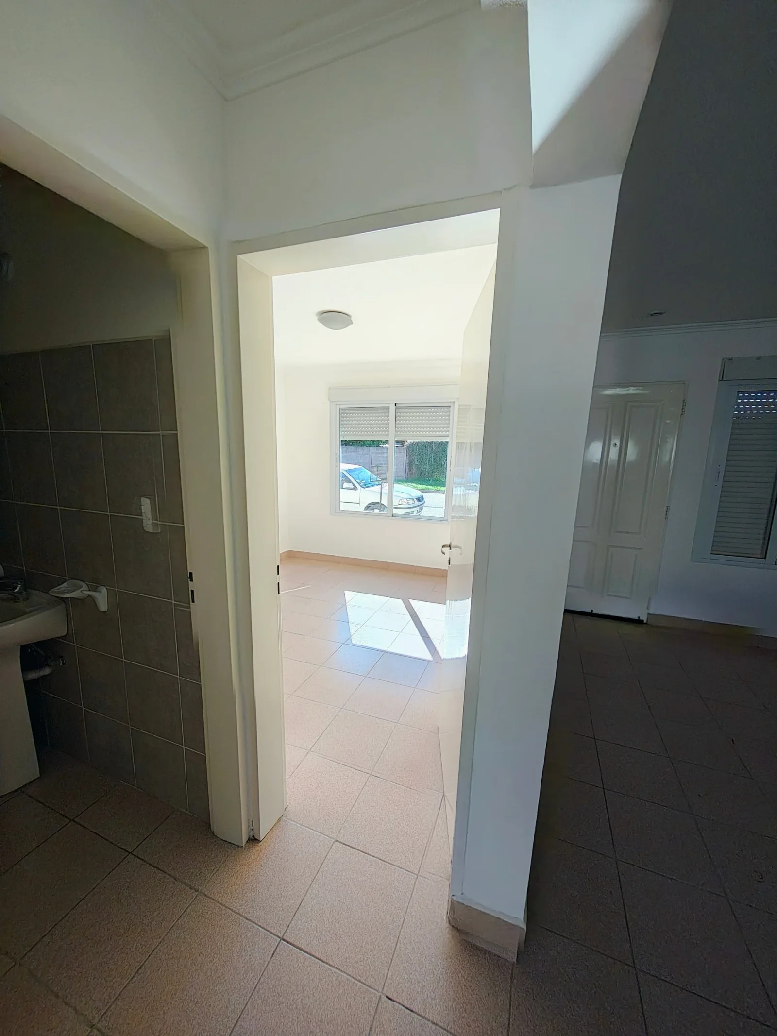 Departamento en alquiler en Coronel Suárez - Imagen 4