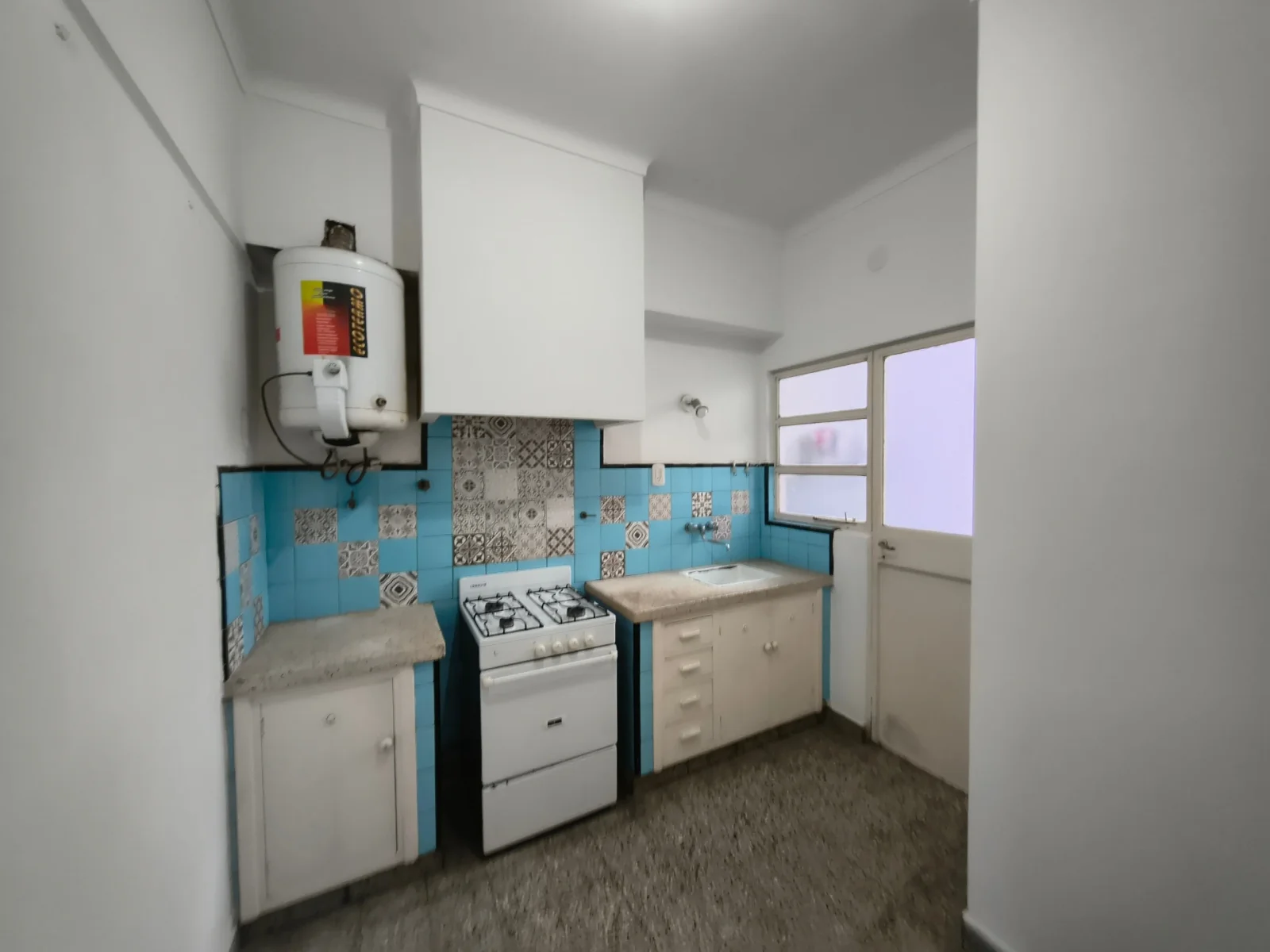 Departamento en alquiler en Coronel Suárez - Imagen 5