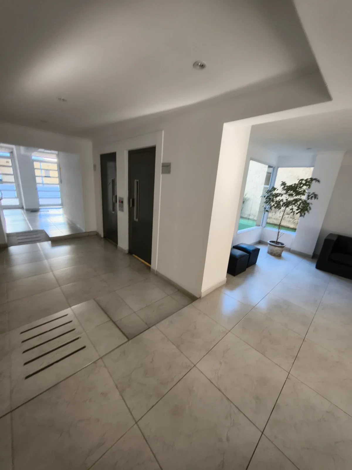 Departamento en alquiler en Coronel Suárez - Imagen 3