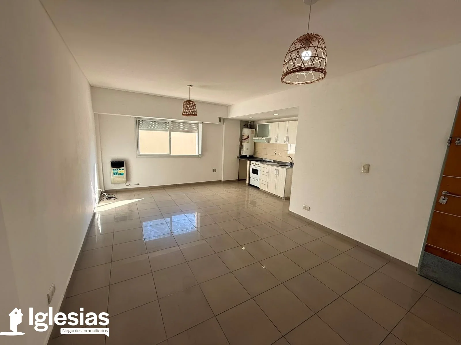 Departamento de 2 ambientes en alquiler en Tapiales - Imagen 2