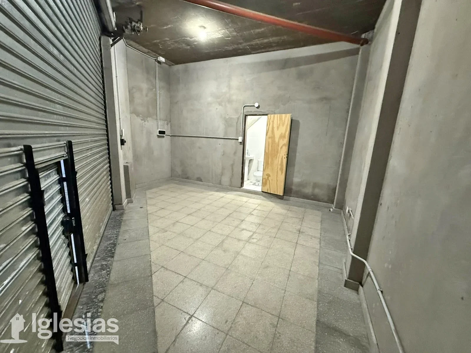 Local comercial en alquiler ubicado en Tapiales - Imagen 3