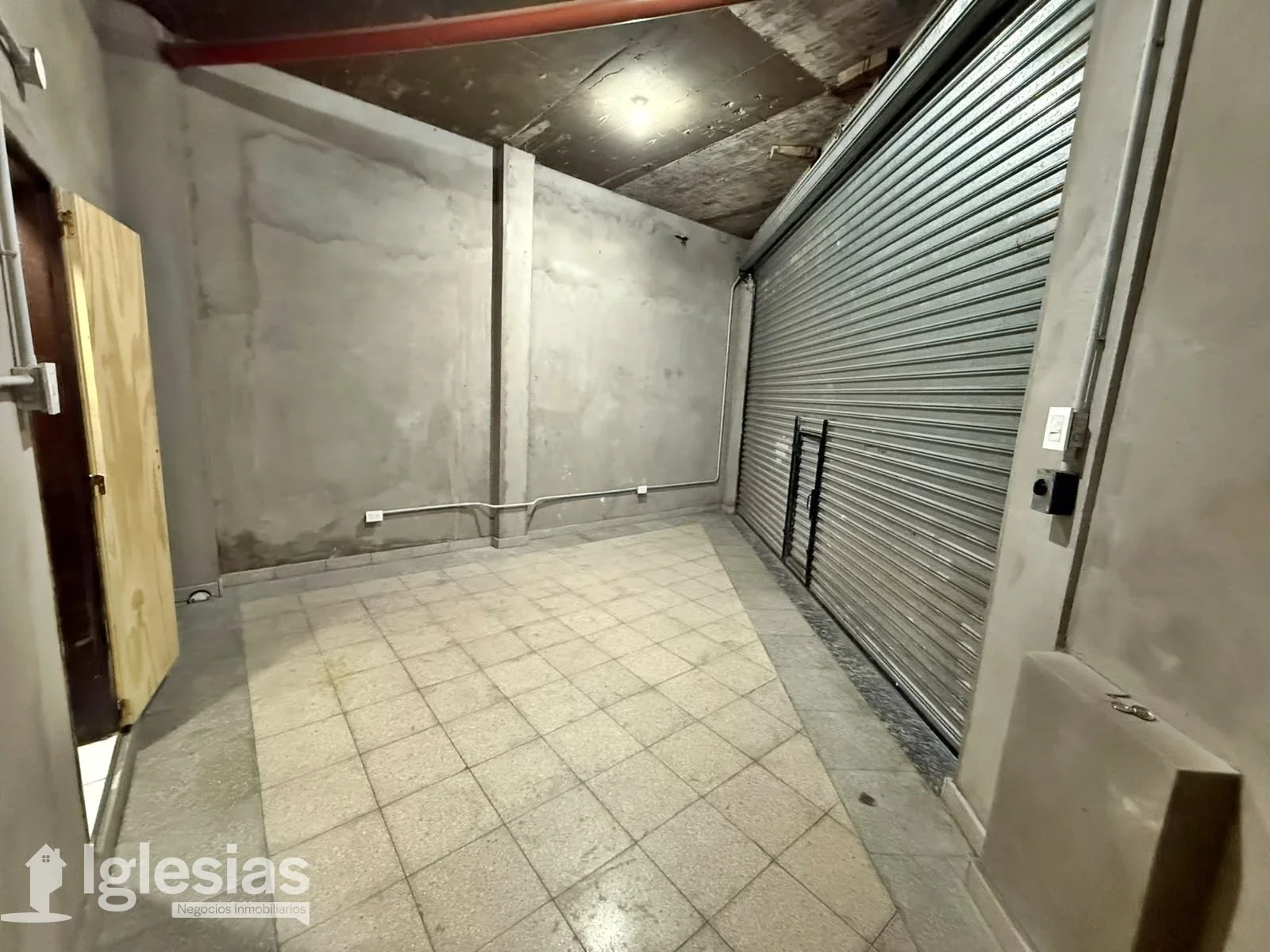 Local comercial en alquiler ubicado en Tapiales - Imagen 2
