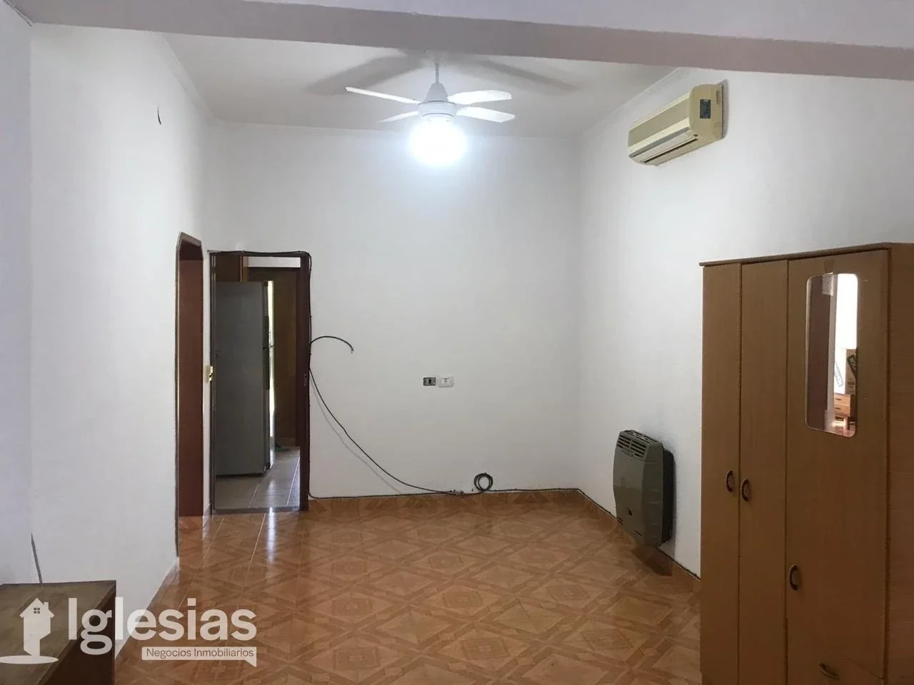 Casa en alquiler de 3 amb c/ cochera en Tapiales - Imagen 4