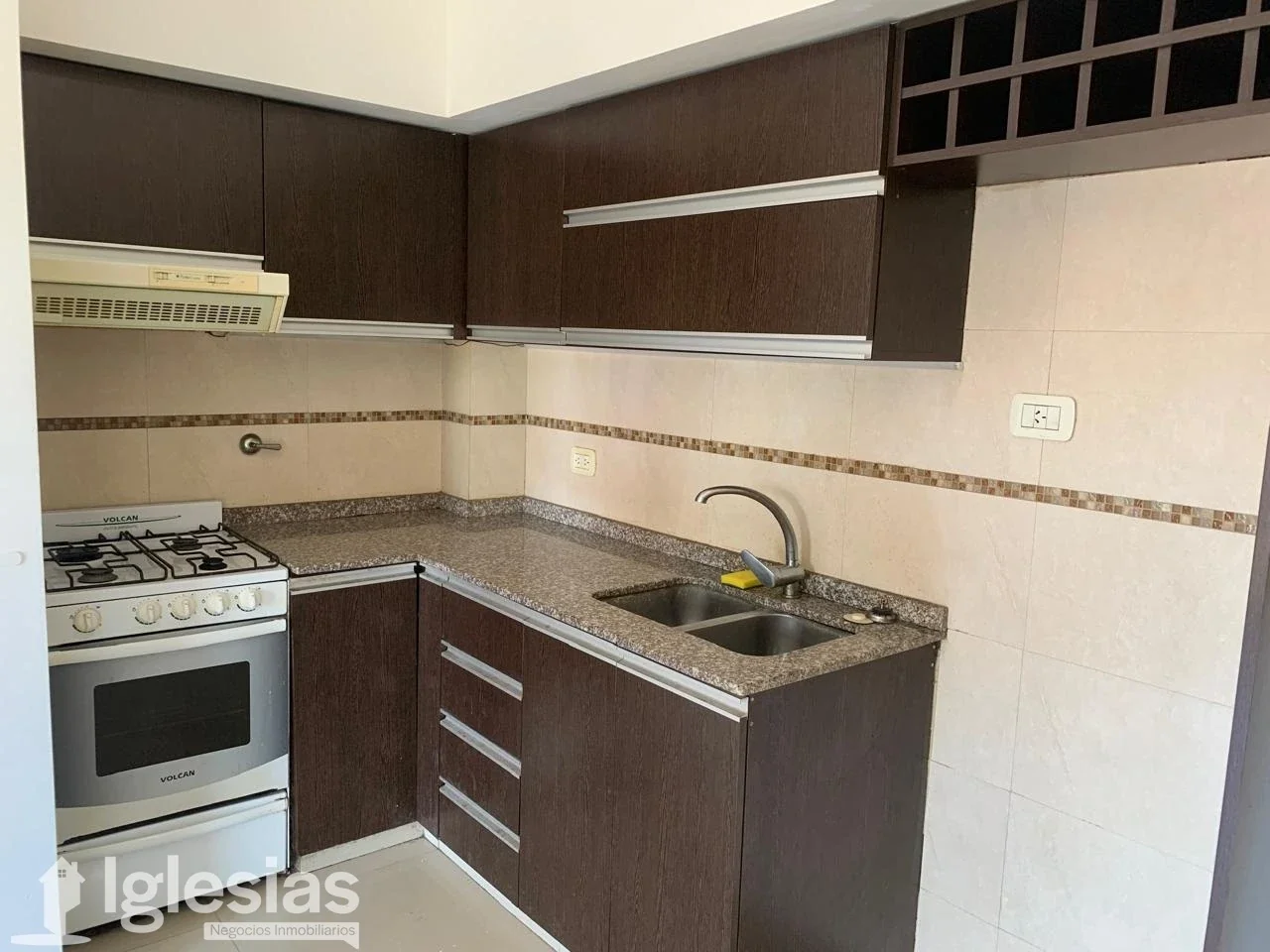 Departamento de 2 ambientes en alquiler c/ cochera en Ciudad Madero - Imagen 2