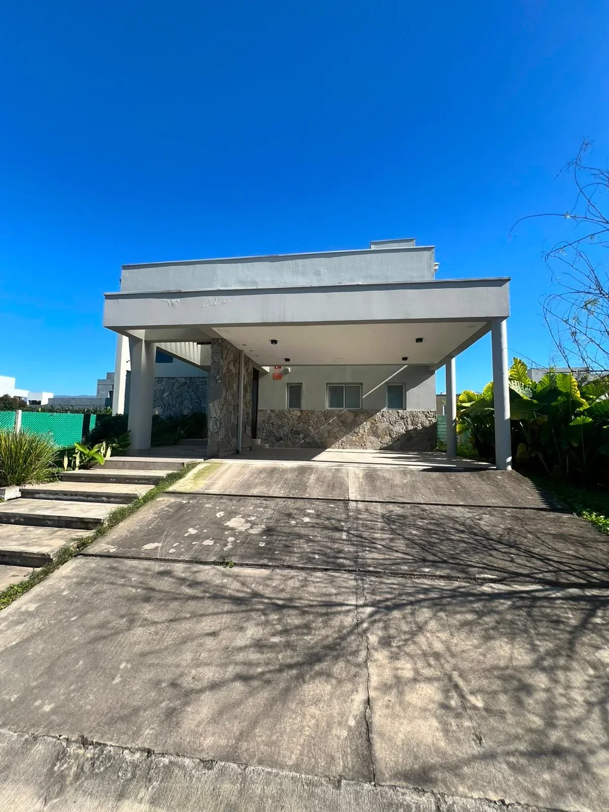 Casa en alquiler c/ cochera en Yerba Buena - Imagen 3