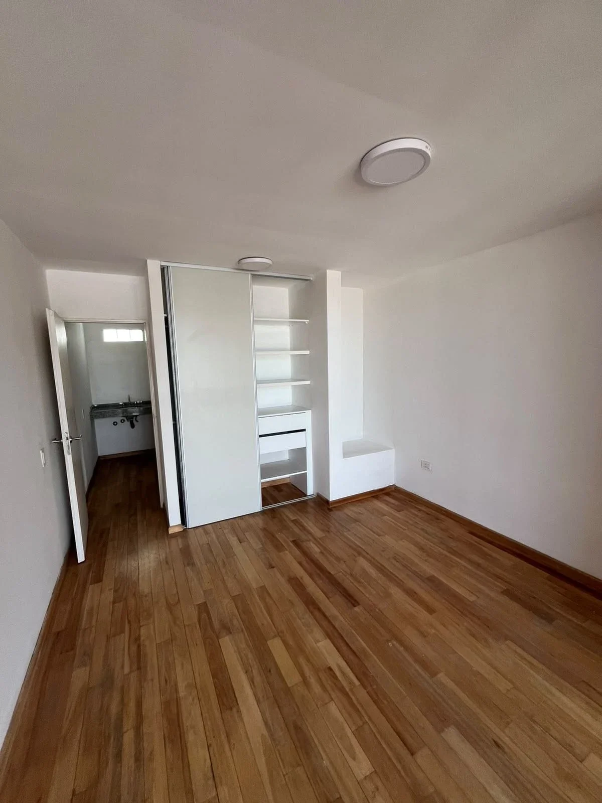 Dúplex en alquiler c/ cochera en Yerba Buena - Imagen 5