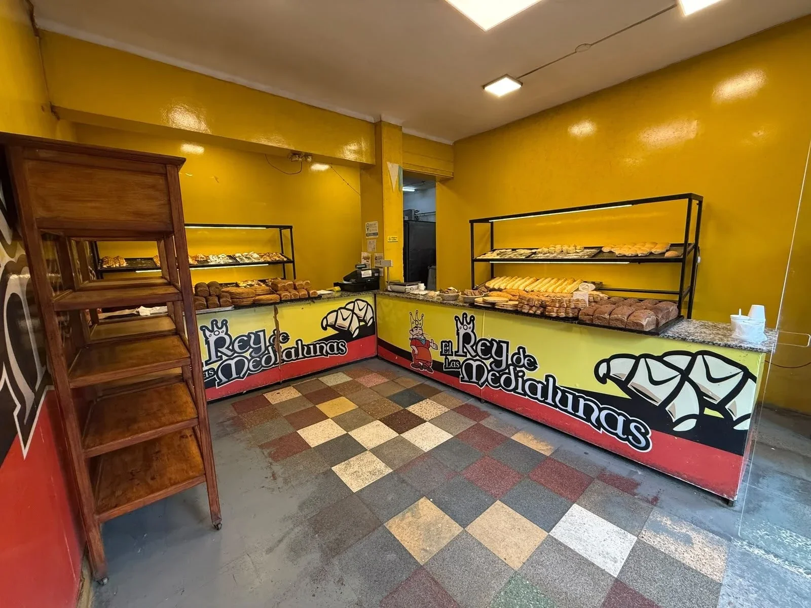 Local comercial en alquiler ubicado en Barrio Norte - Imagen 2