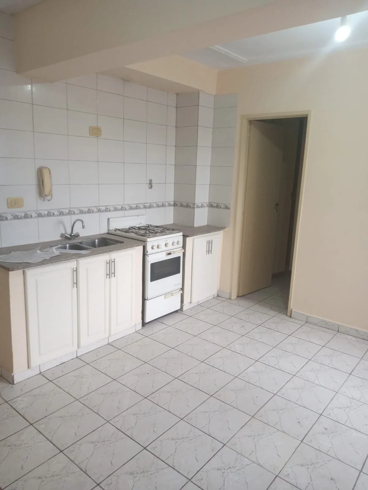 Departamento en alquiler en Otros Barrios - Imagen 1