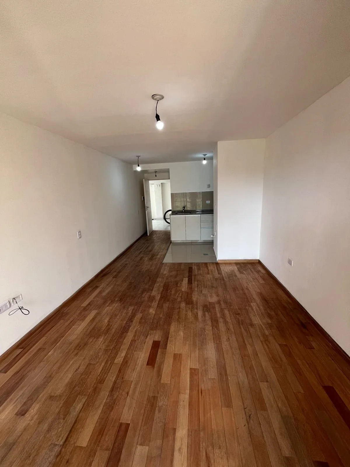 Departamento en alquiler c/ cochera en Yerba Buena - Imagen 4