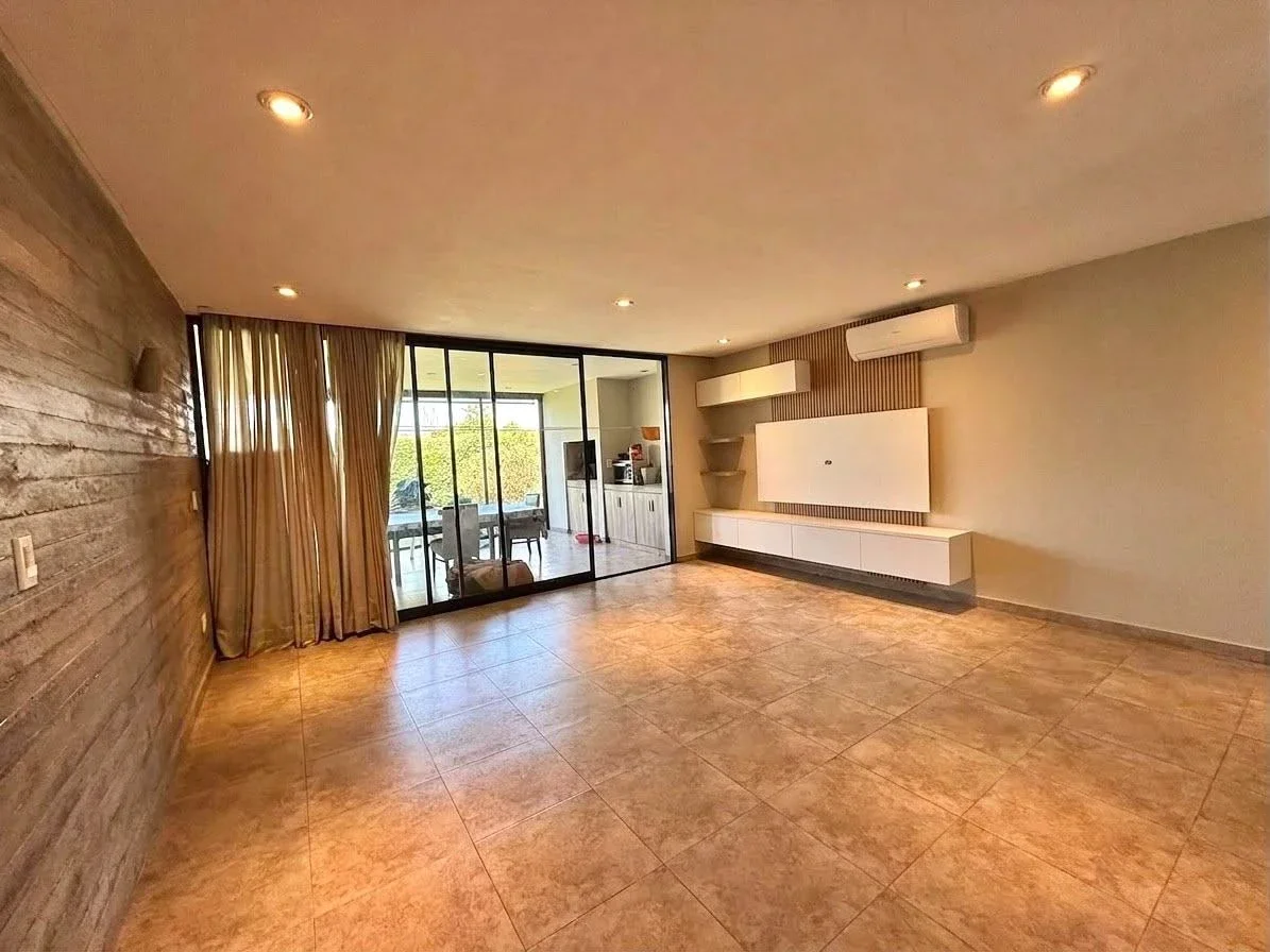 Casa en venta c/ cochera en Country Labradores I - Imagen 4
