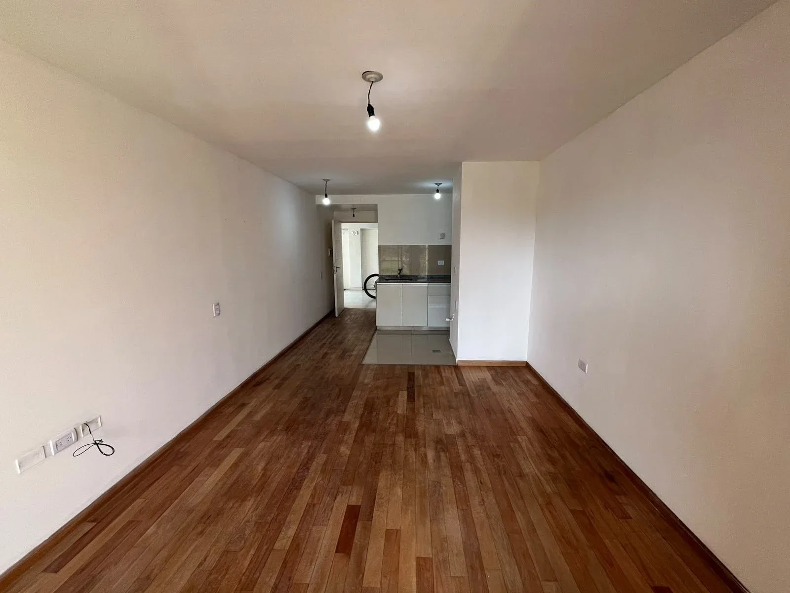 Departamento en alquiler c/ cochera en Yerba Buena - Imagen 3
