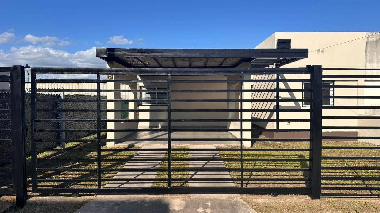 Casa en venta c/ cochera en Lules - Imagen 3