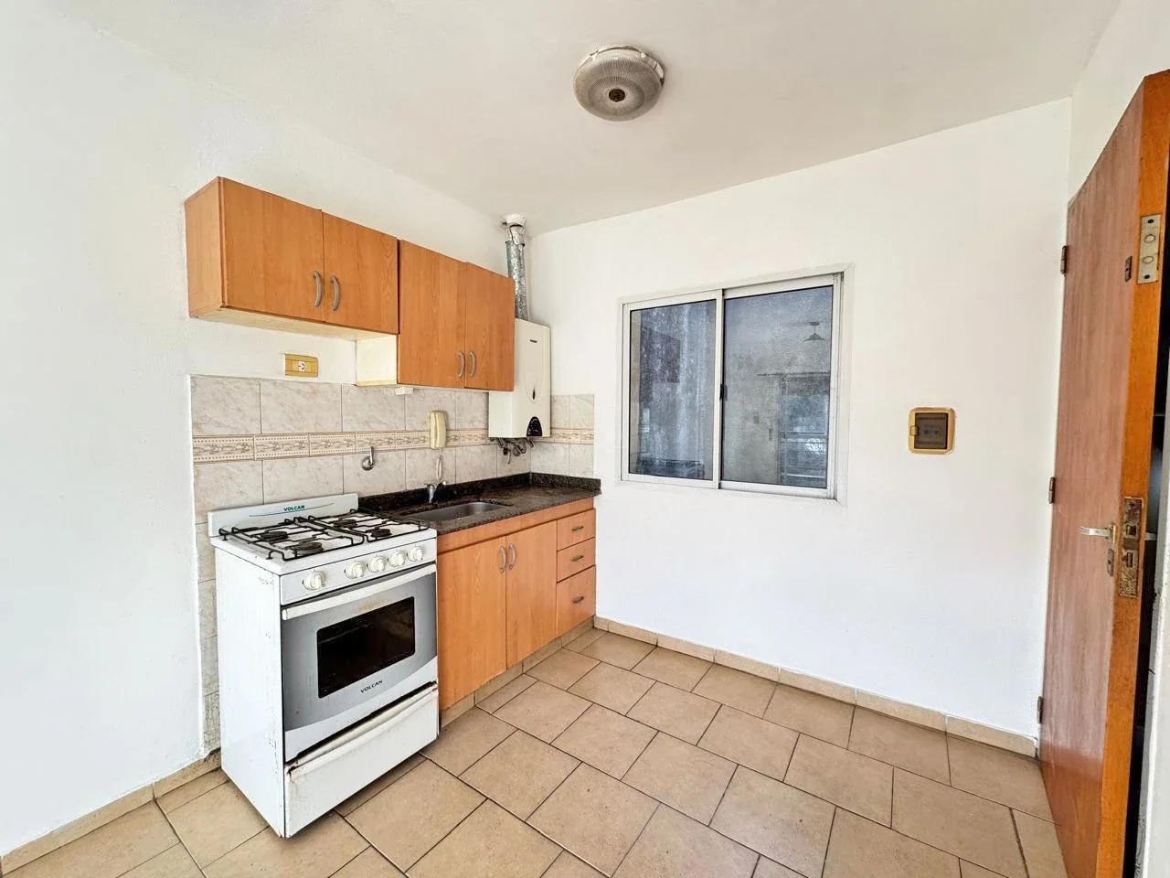 Duplex en alquiler de 2 dormitorios t 2 baños en Rosario - Imagen 2