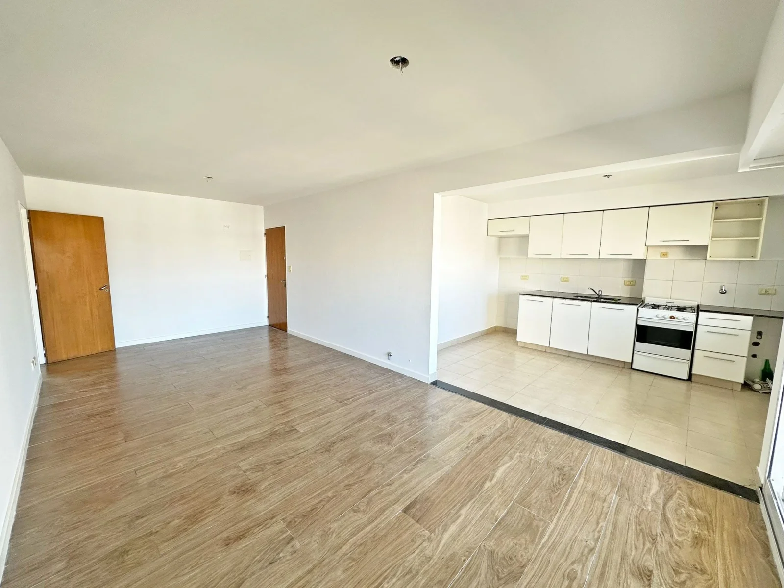 3 dormitorios en venta c/ cochera y pileta en Rosario - Imagen 1