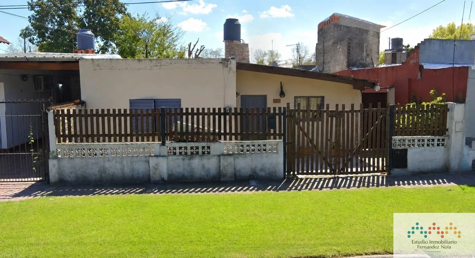 Casa en venta c/ cochera en Burzaco - Imagen 1