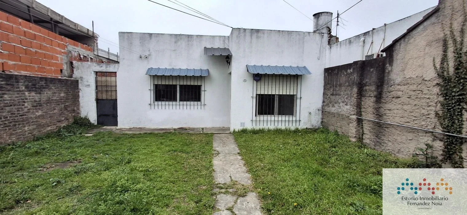 Casa en alquiler de 2 dormitorios c/ cochera en Lanús Este - Imagen 4