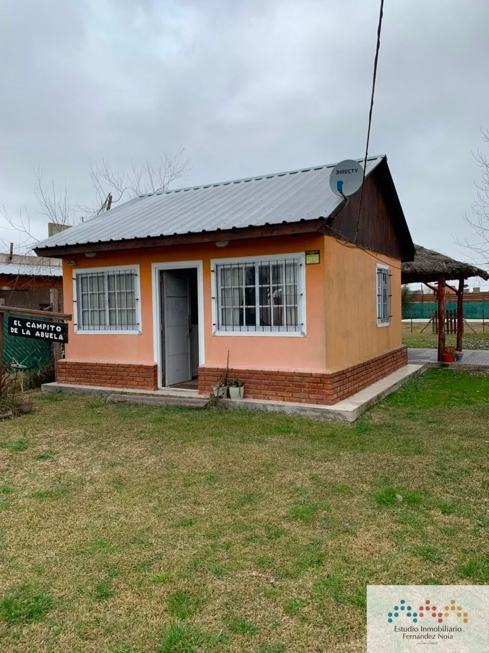 Casa en venta con quincho y pileta en Domselaar, San Vicente - Imagen 1
