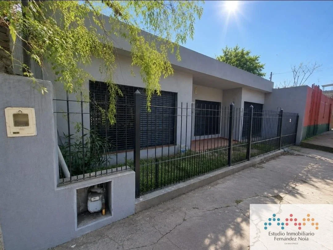 Casa en venta c/ cochera en Monte Grande - Imagen 2