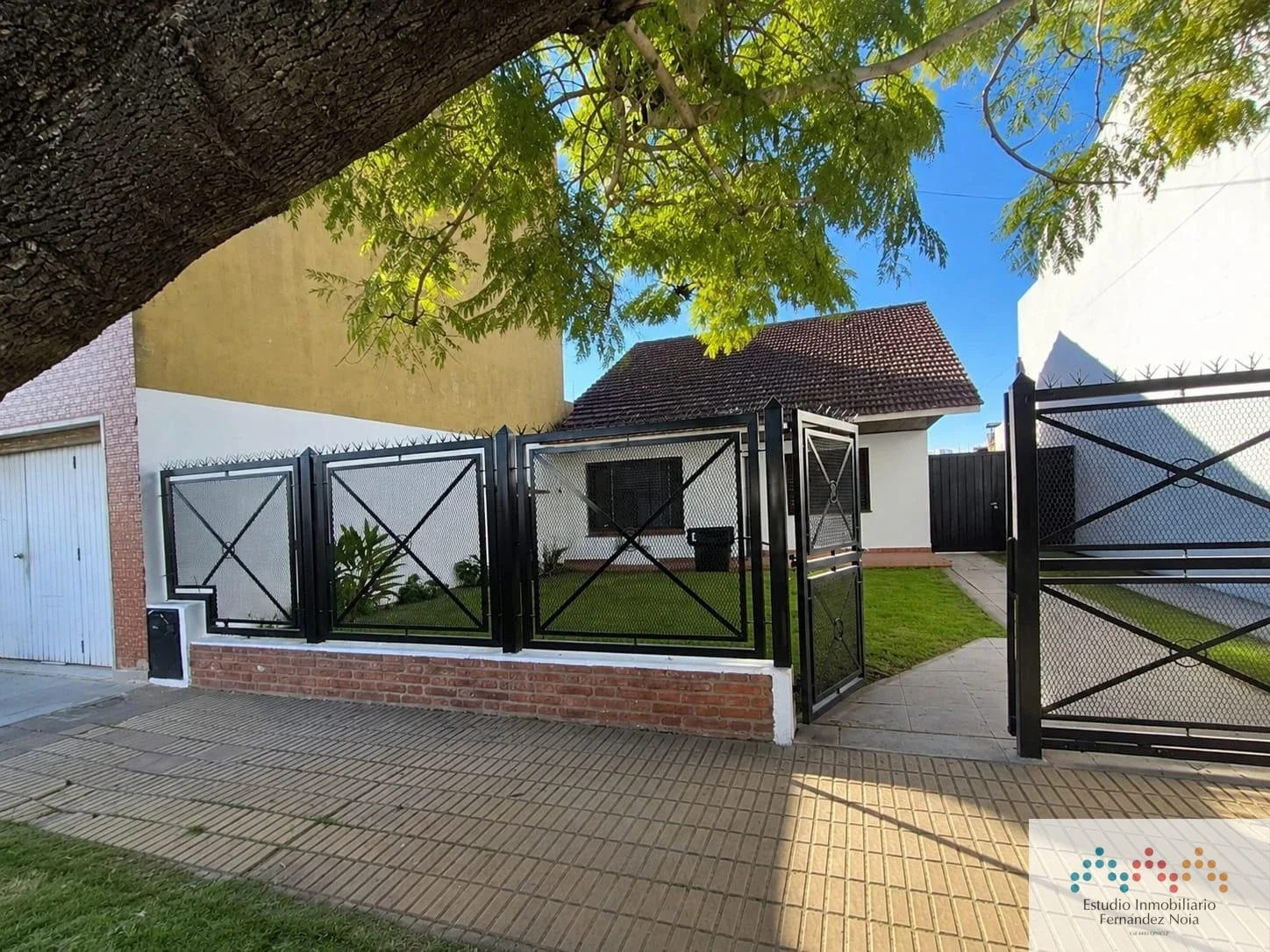 Casa en venta c/ cochera en Temperley - Imagen 2