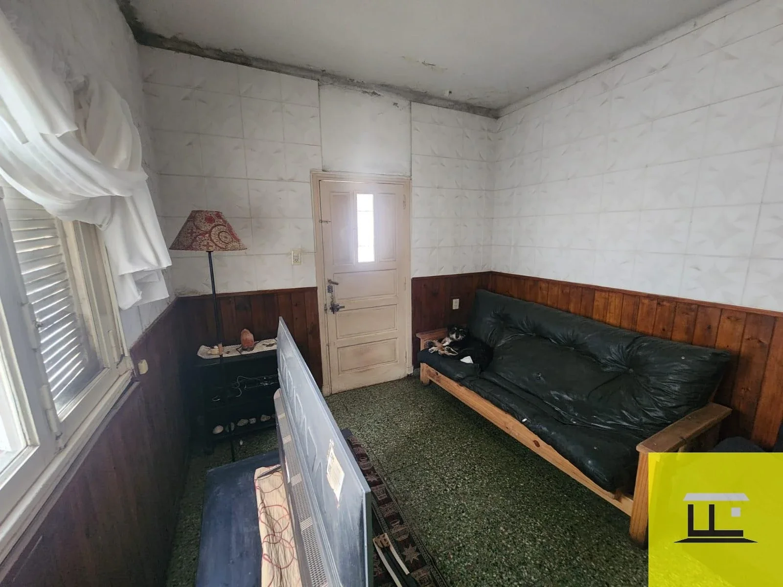 Casa en venta c/ cochera en Balcarce - Imagen 2