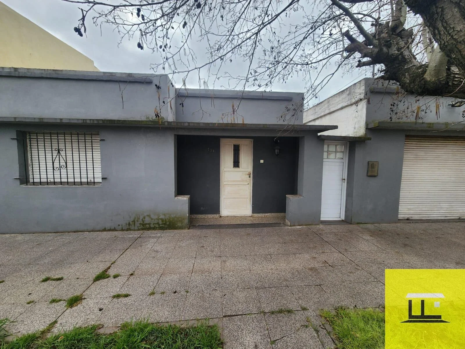 Casa en venta c/ cochera en Balcarce - Imagen 1