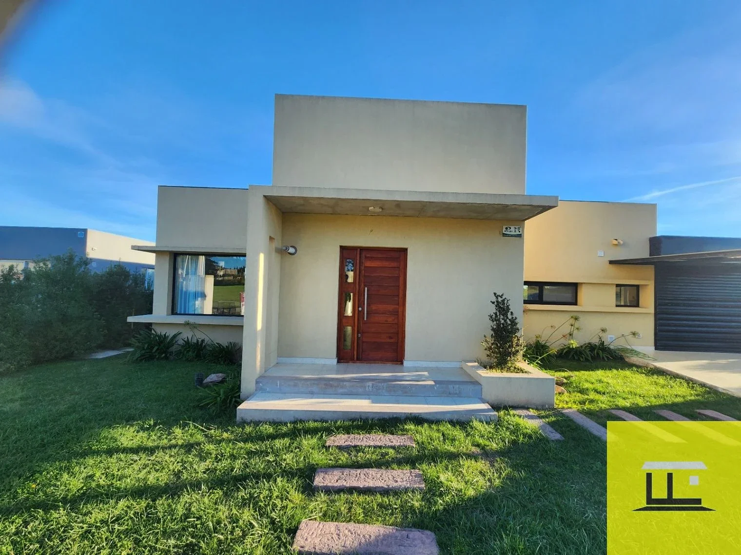 Casa en venta c/ cochera en Balcarce - Imagen 4