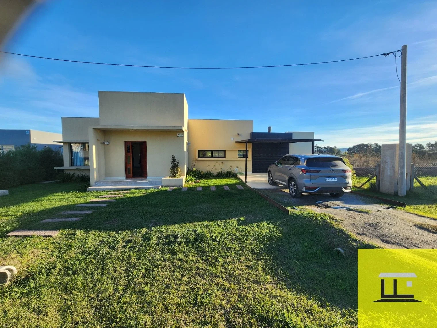 Casa en venta c/ cochera en Balcarce - Imagen 2