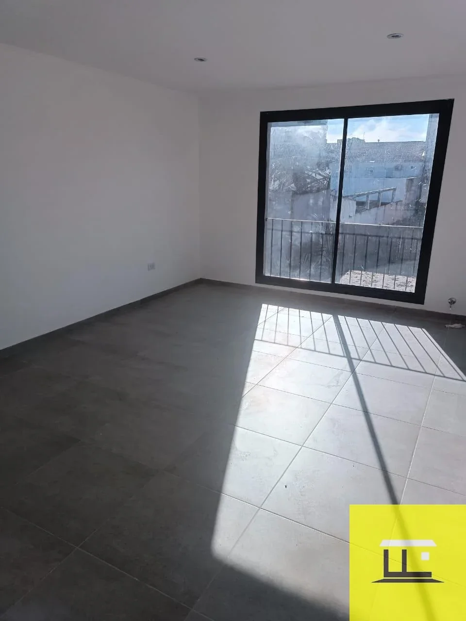 Departamento en alquiler en Balcarce - Imagen 1