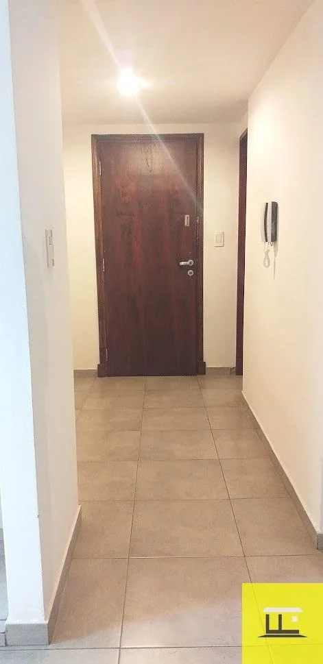 Departamento en alquiler en Balcarce - Imagen 2