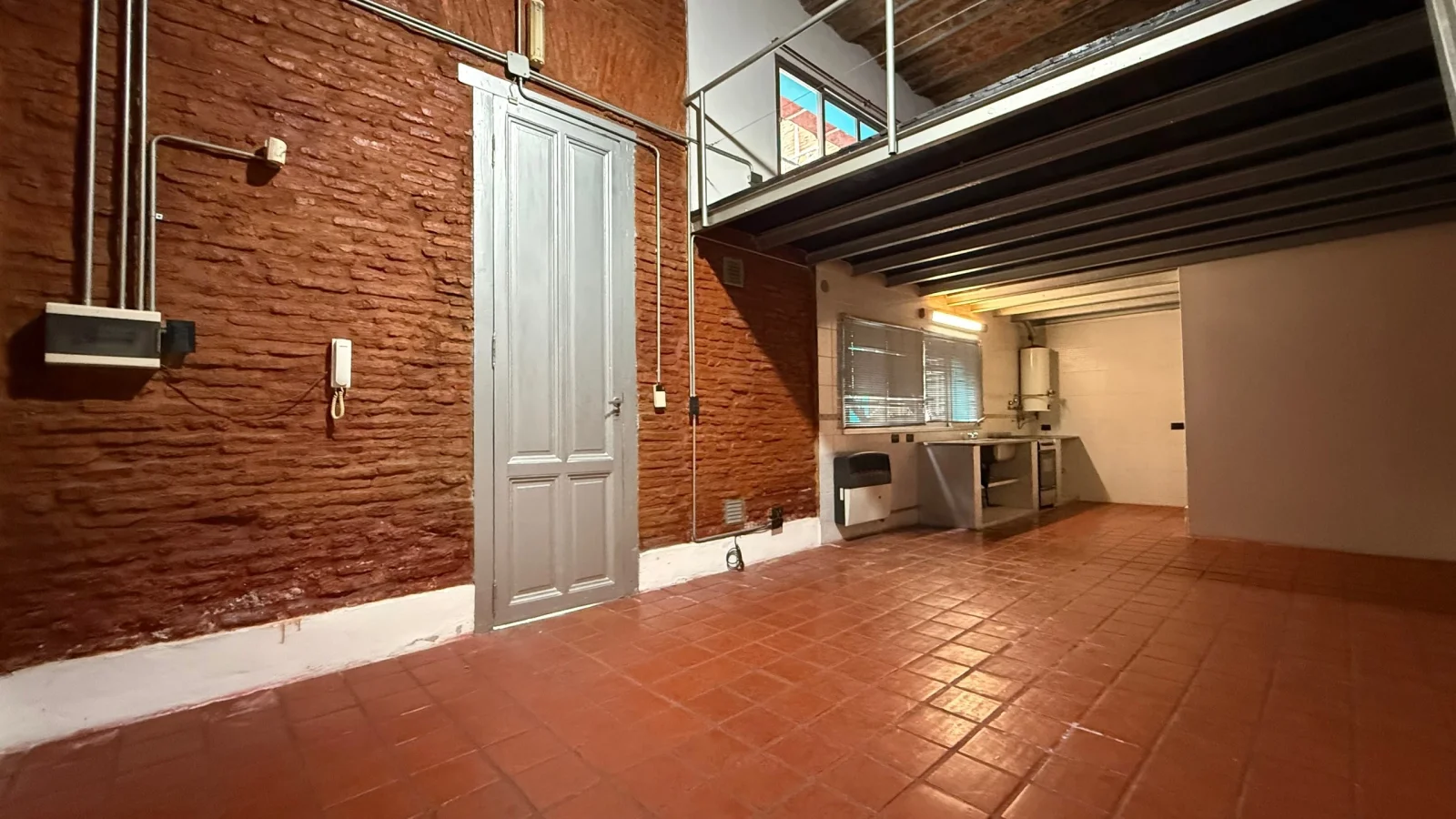 PH de 2 Ambientes Tipo Loft,  Muy Amplio, Placard Bajas Expensas!! San Telmo - Imagen 2