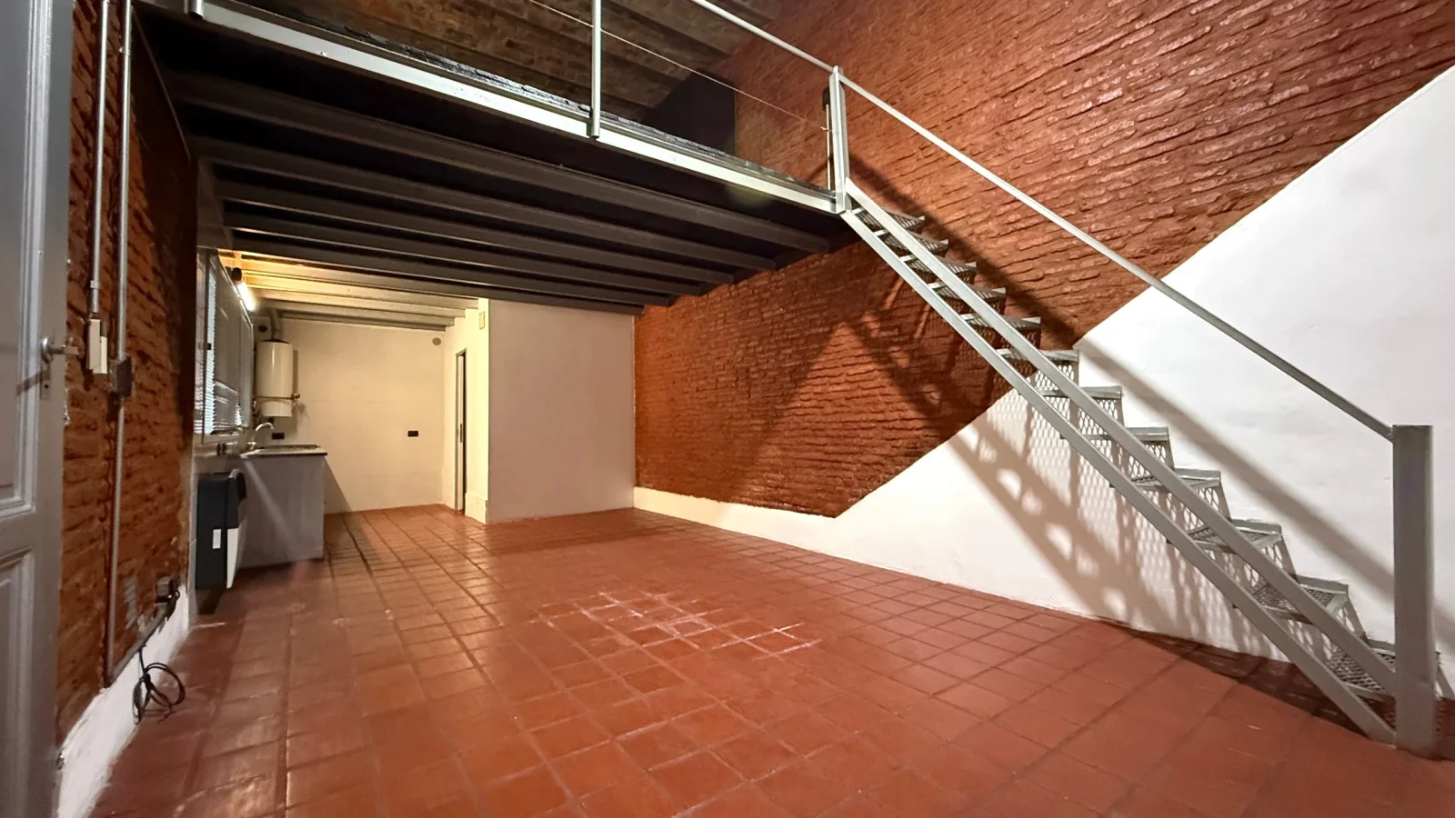 PH de 2 Ambientes Tipo Loft,  Muy Amplio, Placard Bajas Expensas!! San Telmo - Imagen 4