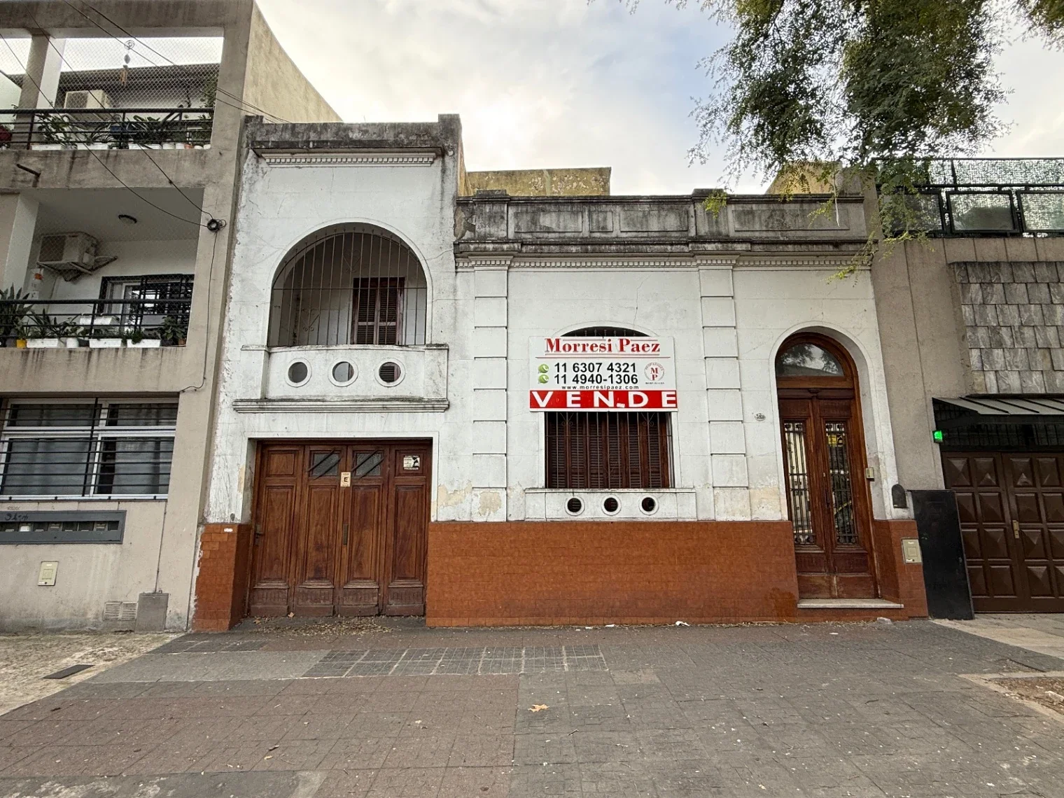 Casa 5 Ambientes Sobre lote Propio Patio Terraza Garage a Refaccionar!! - Imagen 1