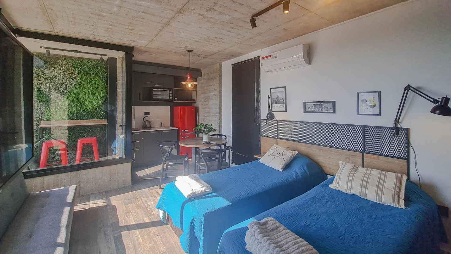 MONOAMBIENTE AMOBLADO ESTILO INDUSTRIAL SAN JUAN Y ALVEAR EN ALQUILER - Imagen 3