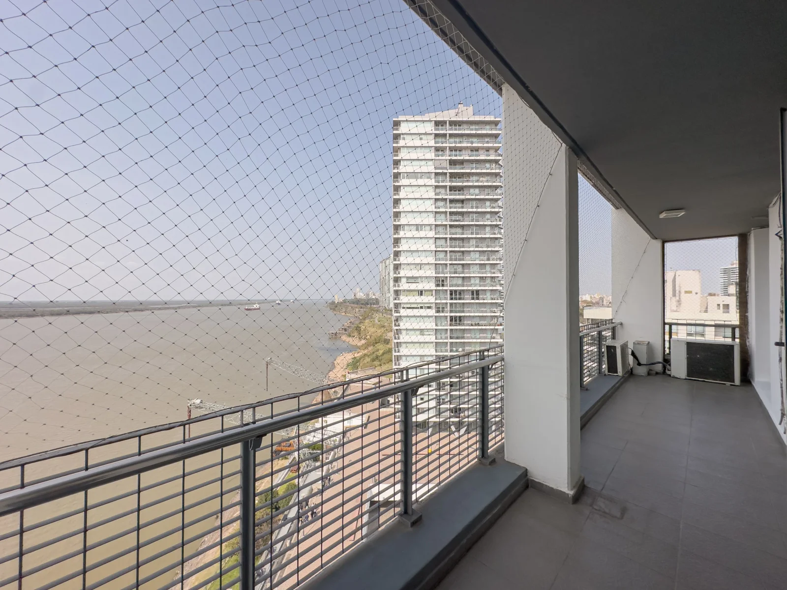 Departamento en alquiler c/ cochera en Puerto Norte - Imagen 3