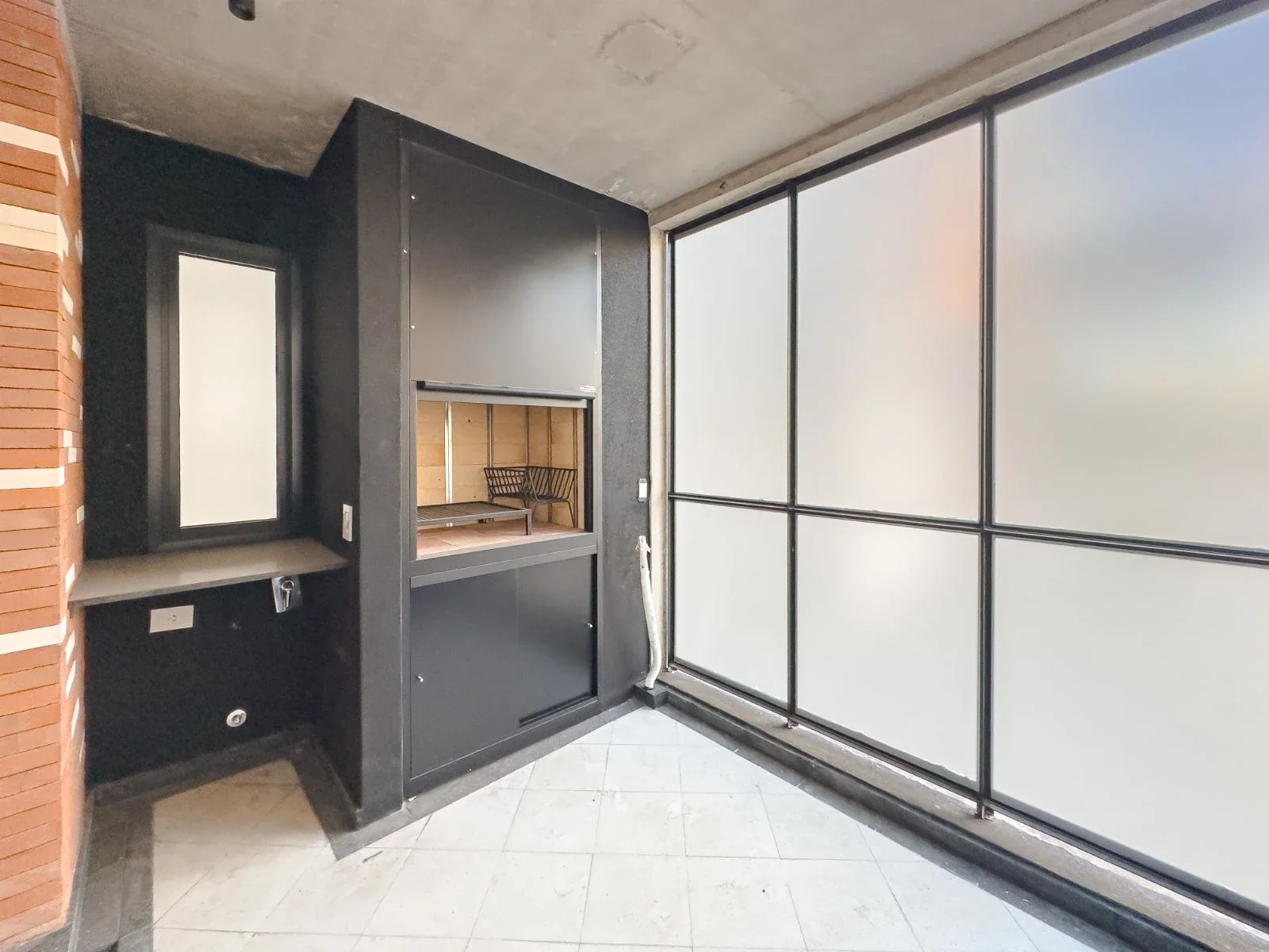 DEPARTAMENTO MONOAMBIENTE CON PARRILLERO EN ALQUILER EN 9 DE JULIO Y CORRIENTES - Imagen 4