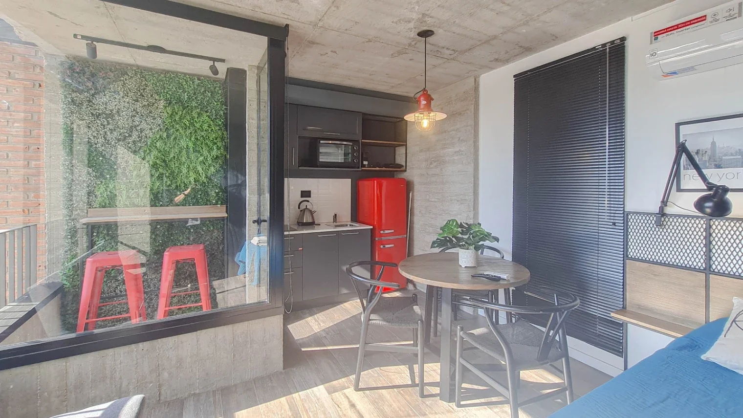 MONOAMBIENTE AMOBLADO ESTILO INDUSTRIAL SAN JUAN Y ALVEAR EN ALQUILER - Imagen 5