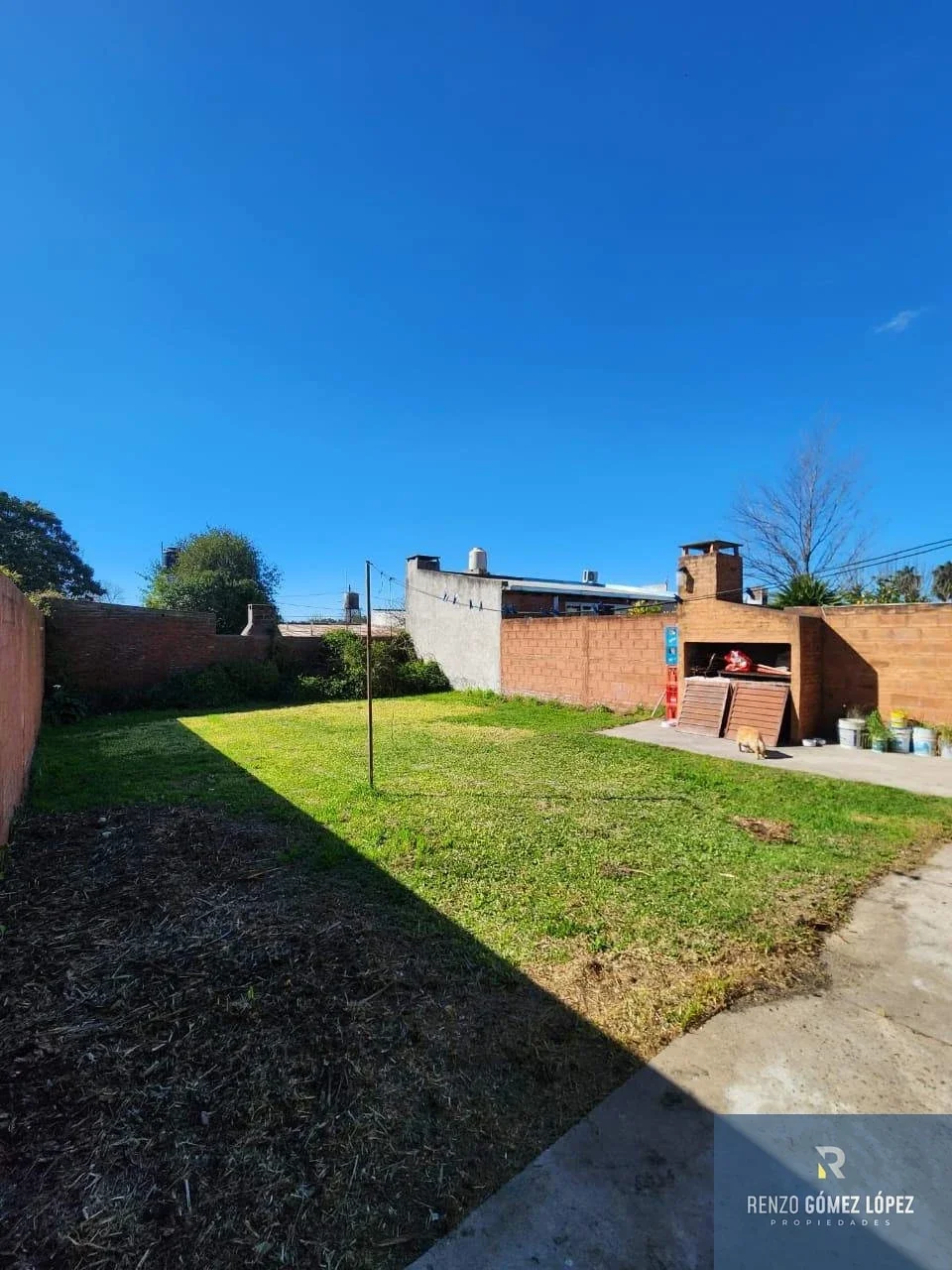 Casa en alquiler c/ cochera en Gualeguaychú - Imagen 1
