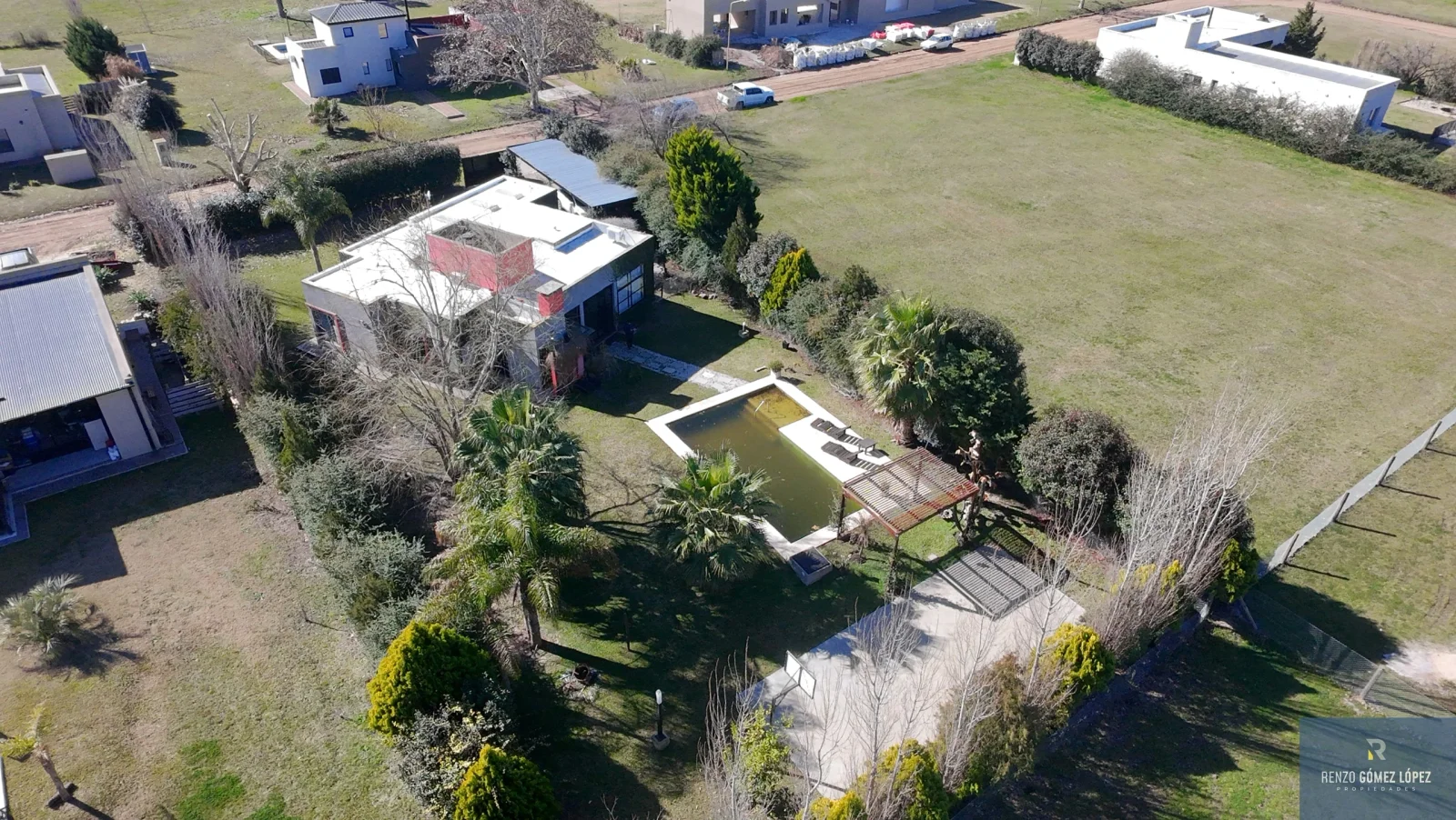 Casa en alquiler c/ cochera en Pueblo General Belgrano - Imagen 2